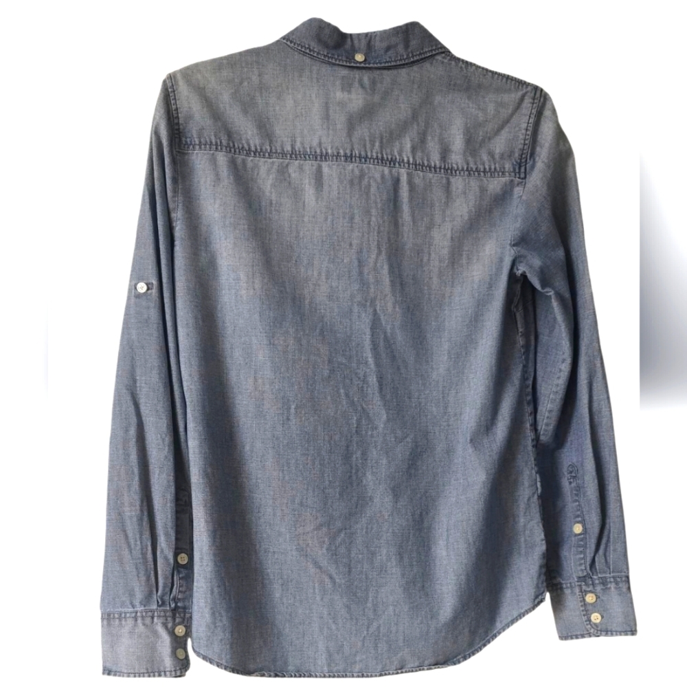 J. Crew Clasic Denim Chambray Button-Up Roll Tab Sleeves Shirt Size S - Picture 3 of 10